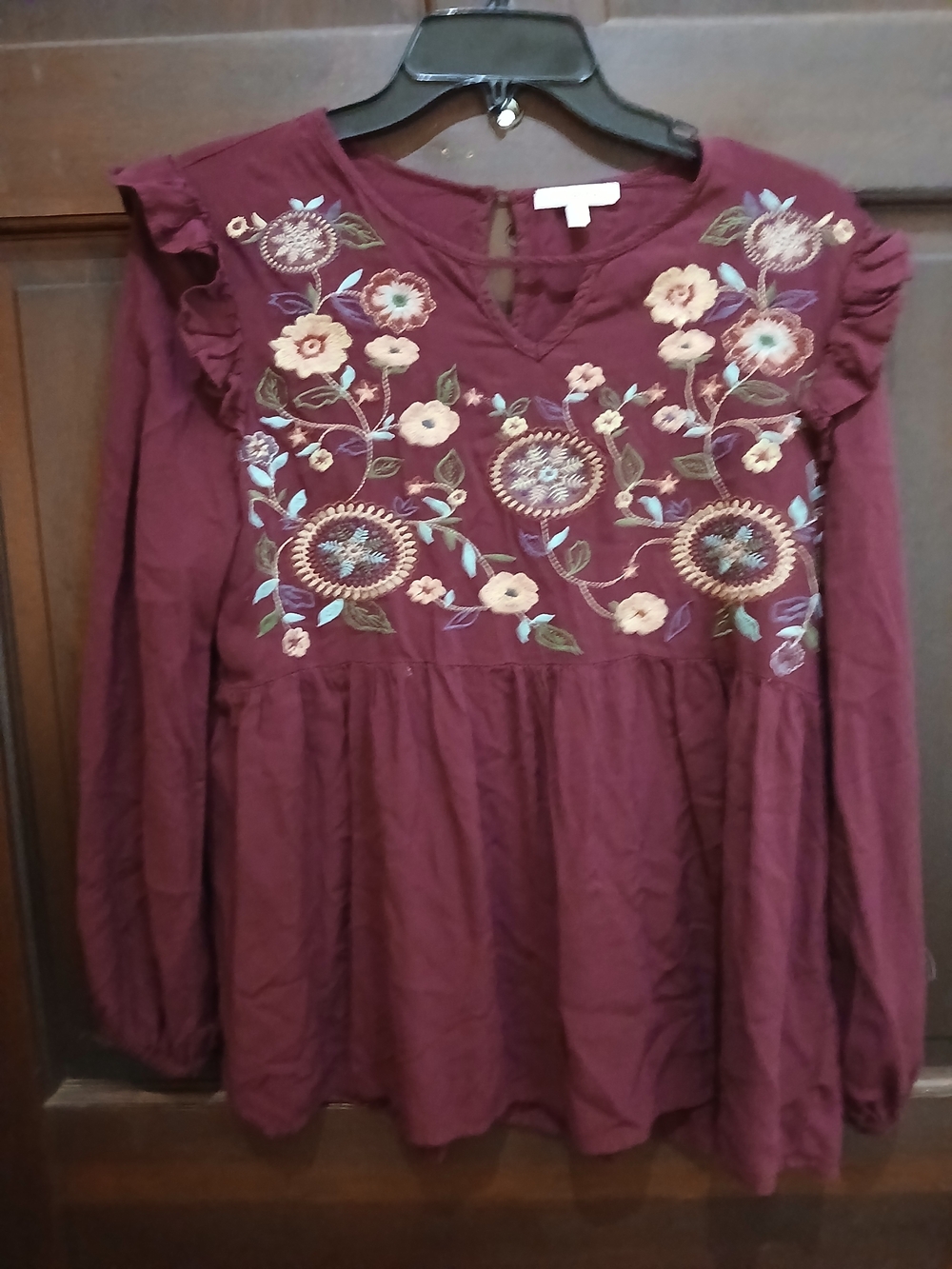 JODIFL Burgundy Embroidered Ruffle-Sleeve Peasant Top Size M